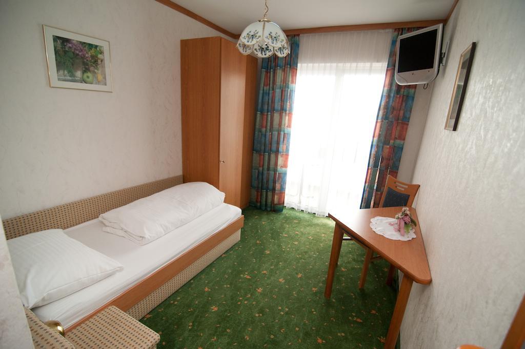 Haus Am See Sankt Kanzian am Klopeiner See Ruang foto
